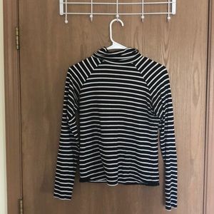 Black & White Striped Turtle Neck☺️